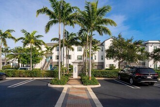 320 Franklin Club Dr, Unit Pompano in Delray Beach, FL - Building Photo - Building Photo