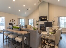 Coventry Square Apartments in Salisbury, MD - Building Photo