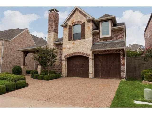 property at 7005 Kenswick Dr