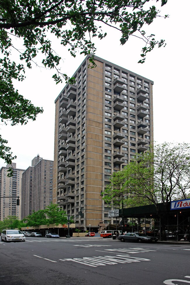 St. Martin's Tower in New York, NY - Building Photo - Building Photo