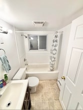 102 Embleton Ave in Fredericton, NB - Building Photo - Building Photo