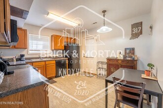 908 Micro Way in Knoxville, TN - Building Photo - Building Photo