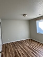 5416 Buchanan Ln in Pasco, WA - Building Photo - Building Photo