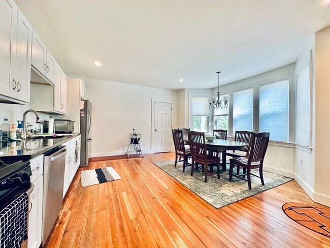 661 Prospect St, Unit 661-2 in New Haven, CT - Building Photo - Building Photo