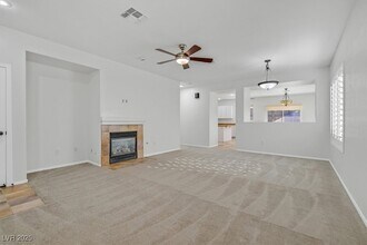 1660 Rockcrest Hills Ave in Henderson, NV - Building Photo - Building Photo