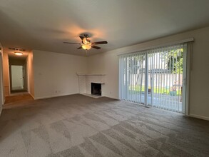 1209 Hillsdale Ave in San Jose, CA - Building Photo - Building Photo