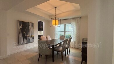14289 Lake Preserve Blvd in Orlando, FL - Building Photo - Building Photo