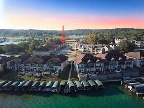 17570 Hwy 105 W in Montgomery, TX - Building Photo - Building Photo