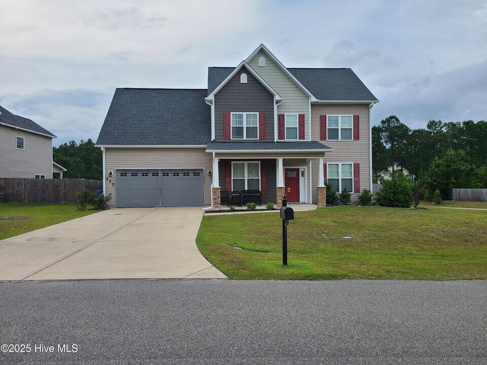 177 Pamlico Drive in Holly Ridge, NC - Building Photo