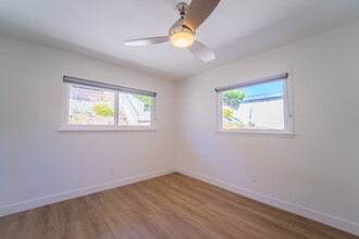 1830 Illion St in San Diego, CA - Building Photo - Building Photo