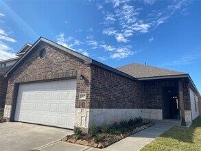 802 Faison Ct in Montgomery, TX - Building Photo - Building Photo