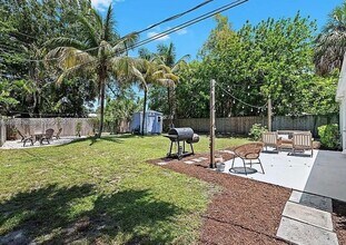 1480 SW 26th Ave in Fort Lauderdale, FL - Building Photo - Building Photo