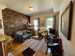 1 Grimes St, Unit 1 in Boston, MA - Building Photo - Building Photo