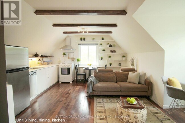 117 Bellhaven Rd in Toronto, ON - Building Photo - Building Photo