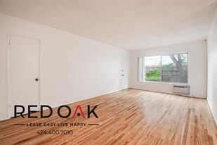 1513 S Sherbourne Dr in Los Angeles, CA - Building Photo