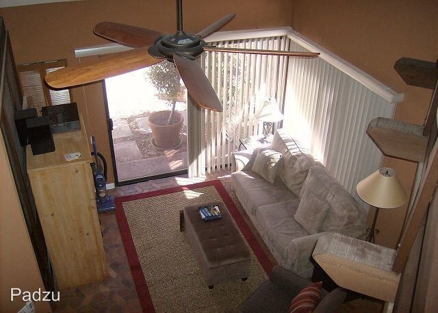 5300 E Waverly Dr in Palm Springs, CA - Building Photo