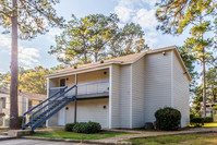 Pine Highland Apartments in Pineville, LA - Foto de edificio - Building Photo