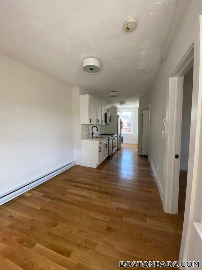 152 Salem St, Unit 1 in Boston, MA - Building Photo - Building Photo