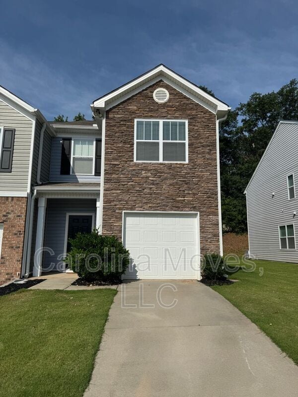 405 Sea Grit Ct in Greer, SC - Building Photo - Building Photo