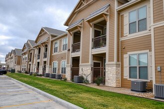 Guadalupe Villas Senior Living - 55+ in Lubbock, TX - Building Photo - Building Photo