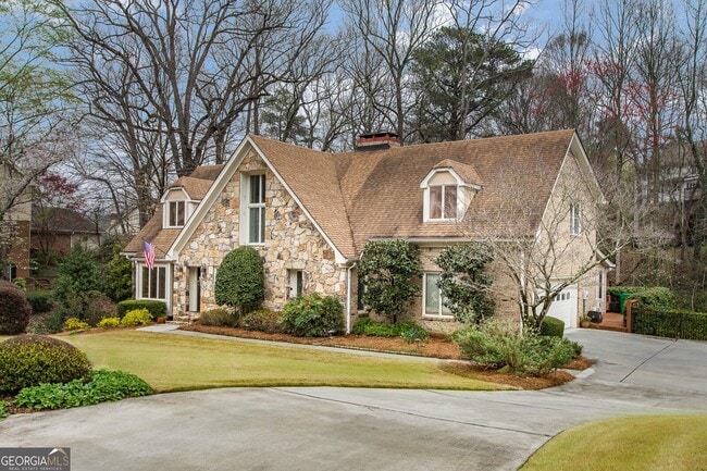 1106 Byrnwyck Rd NE in Brookhaven, GA - Building Photo - Building Photo