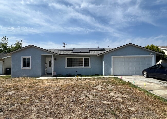 property at 1072 Val Verde Dr
