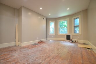 63 Ridgemont St, Unit 1 in Boston, MA - Foto de edificio - Building Photo