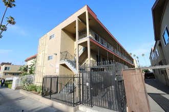 215 S Normandie Ave in Los Angeles, CA - Building Photo - Other