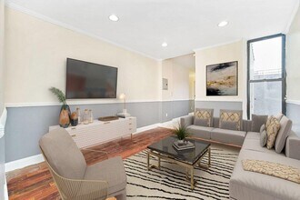 435 Marion St, Unit 3R in Brooklyn, NY - Foto de edificio - Building Photo