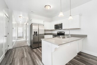 676 N 380 W in Vineyard, UT - Building Photo - Building Photo