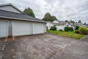 8415 NE 55th St in Vancouver, WA - Building Photo