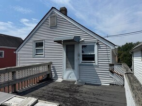 125 Passaic Ave in Hawthorne, NJ - Building Photo - Building Photo