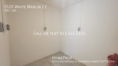 5520 White Marlin Ct in New Port Richey, FL - Building Photo - Building Photo