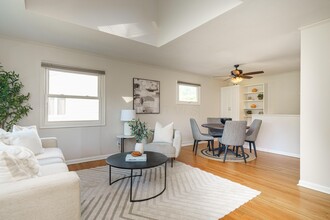 2150 Edgevale Rd in Columbus, OH - Building Photo - Building Photo