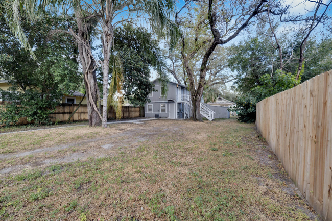 4209 N 14th St in Tampa, FL - Foto de edificio - Building Photo