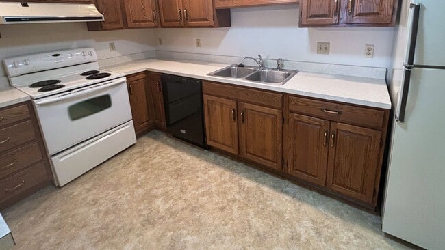 property at 509 Oak Glen Dr