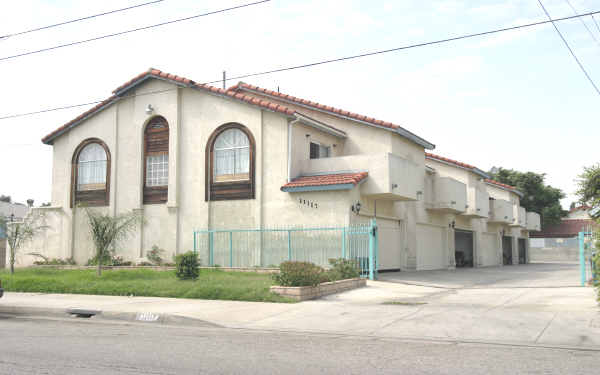 11117 Klingerman St in El Monte, CA - Foto de edificio - Building Photo