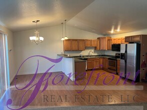 1700 E 27th St in Casper, WY - Building Photo - Building Photo