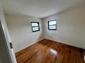9452 W Glenlake Ave in Rosemont, IL - Building Photo - Building Photo