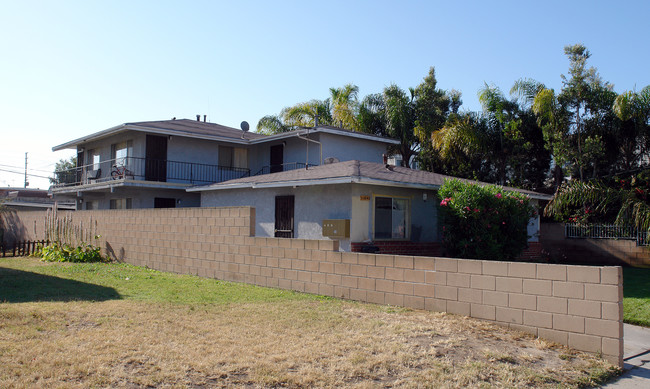 11640 Oxford Ave in Hawthorne, CA - Building Photo - Building Photo