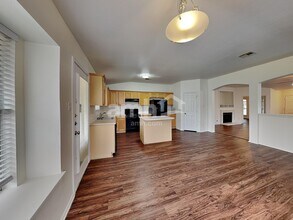 2412 Hallie Ln in Round Rock, TX - Building Photo - Building Photo