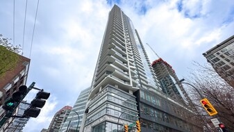 1289 Hornby St in Vancouver, BC - Building Photo
