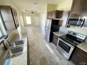 5904 Nightingale Ave, Unit 2 in McAllen, TX - Building Photo - Building Photo