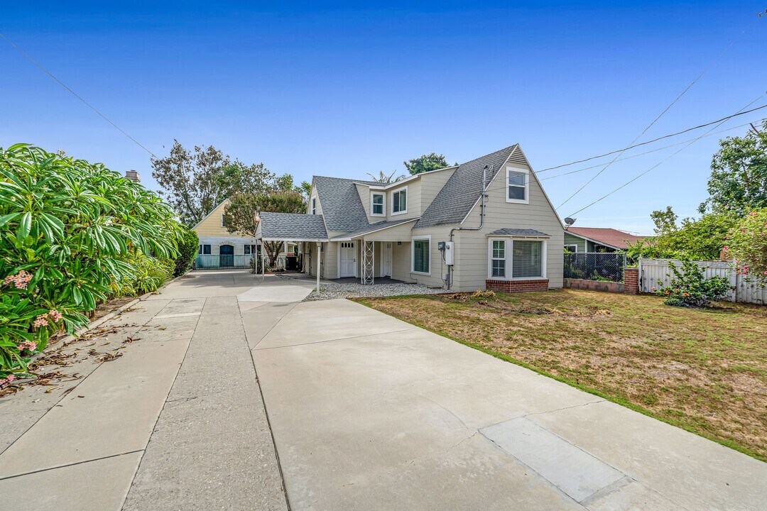 3052 Burton Ave in Rosemead, CA - Building Photo