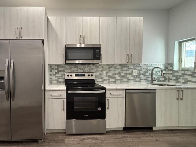 2252 N Delhi St in Philadelphia, PA - Building Photo - Building Photo