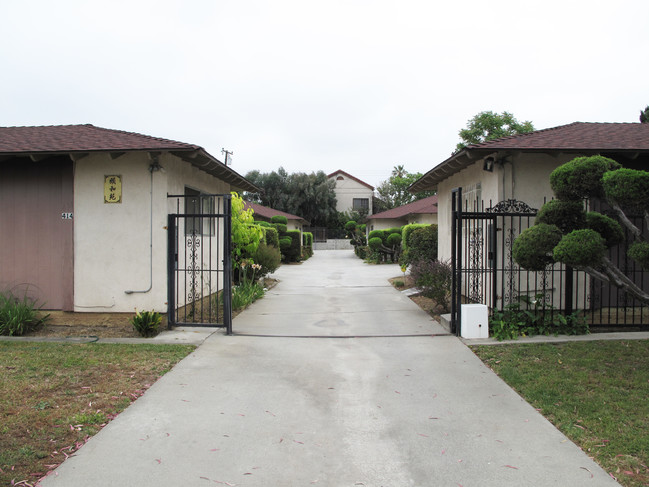 412-414 N McPherrin Ave in Monterey Park, CA - Building Photo - Building Photo