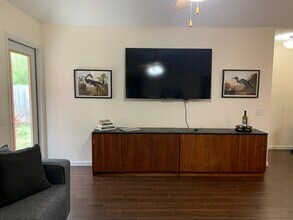 1979 Crosscreek Cir in Gulf Breeze, FL - Building Photo - Building Photo