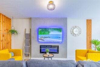 1762 NW 15th St in Miami, FL - Foto de edificio - Building Photo