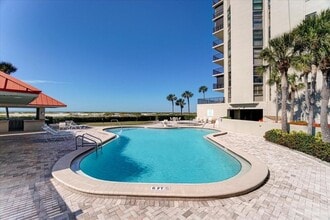 1290 Gulf Blvd, Unit 1406 in Clearwater, FL - Building Photo - Building Photo