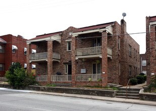 1602 E 14th St in Tulsa, OK - Building Photo - Building Photo